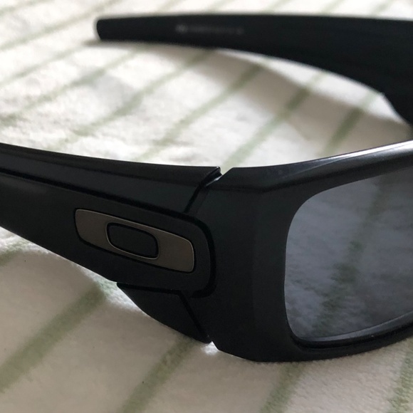 Sunglasses - Picture 2 of 6